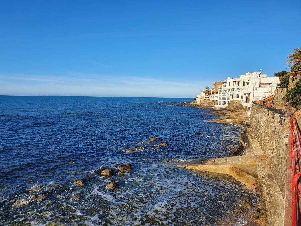 Suite La Marinella Localita Caccia Riserva Santa Marinella Eksteriør billede